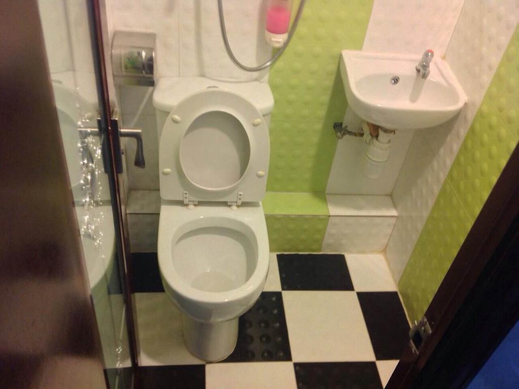 New Euro Asia Guest House Hong Kong Room photo
