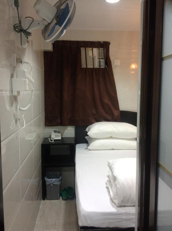 New Euro Asia Guest House Hong Kong Room photo